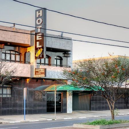 Hotel Carolina Plaza Uberaba Exteriör bild