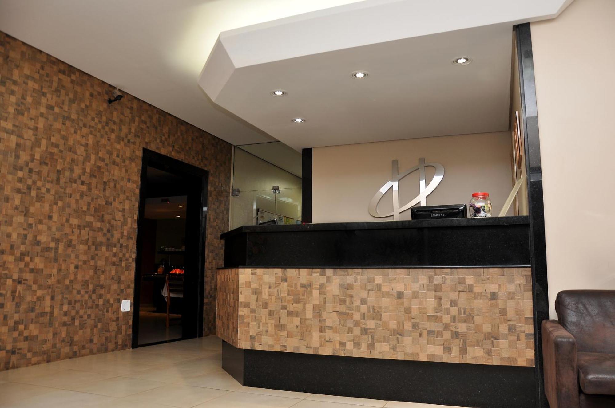 Hotel Carolina Plaza Uberaba Exteriör bild