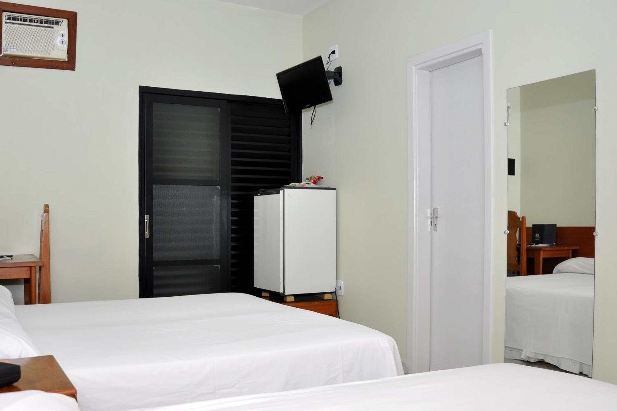 Hotel Carolina Plaza Uberaba Rum bild