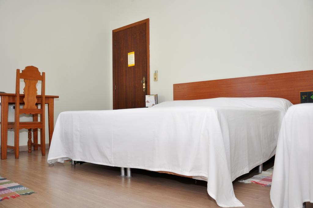 Hotel Carolina Plaza Uberaba Exteriör bild